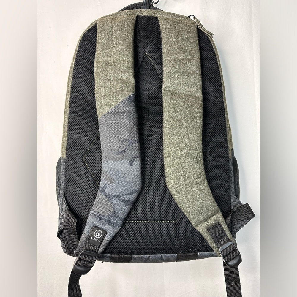 Volcom Substrate Skating Snowboard Military Backp… - image 4